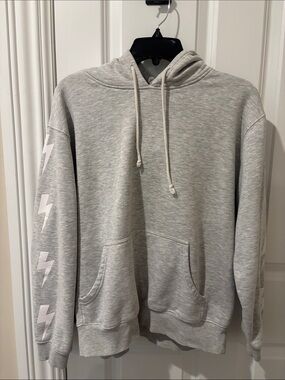 Starfit Women's Light Gray Pullover Hoodie with Sleeve Lightning Accents